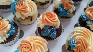 I-Made-These-Colorful-Cupcakes-Out-Of-Boredom-In-Making-Same-Old-Cupcakes-All-The-Time10__605