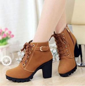 Kısa Bayan Çizme Modelleri 5 2014-New-Autumn-Winter-Plus-Velvet-Short-Boots-With-Thick-Heels-Buckle-Zipper-Wild-Black-Matte.jpg_350X350