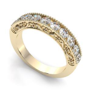 Vintage-Yellow-Gold-Wedding-Ring-With-Round-Cut-Diamonds